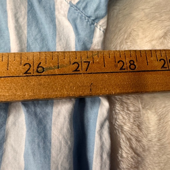 Old‎ Navy The Boyfriend Shirt Womens XL Blue White Striped Long Sleeve Button Up - Picture 5 of 8